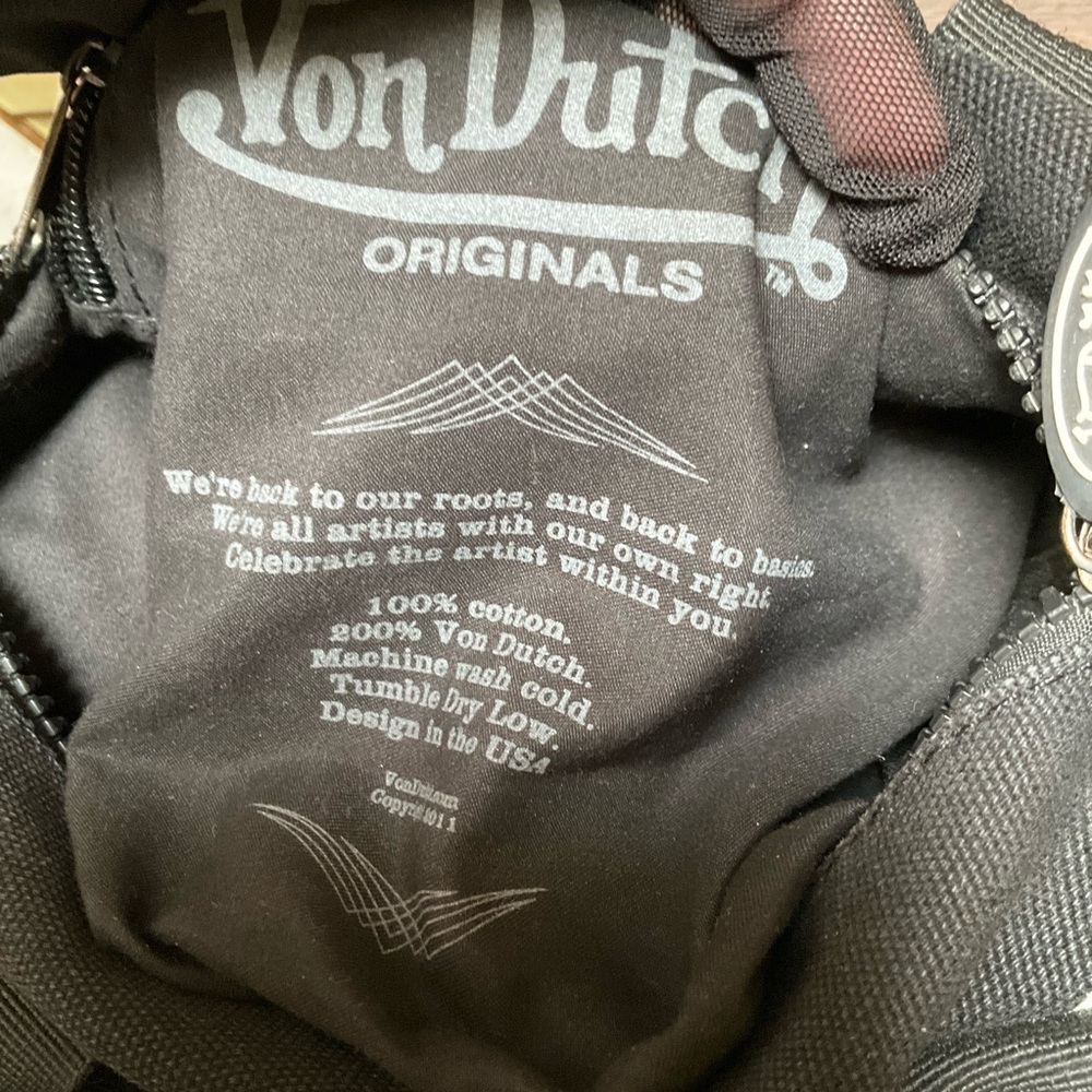 Von Dutch Y2K Black and White Duffel Bag Mini Crossbody Cylinder round tote - Picture 13 of 13